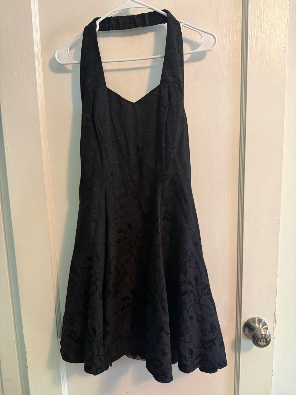 Black Women's Halter Dress - Elegant Evening Fit